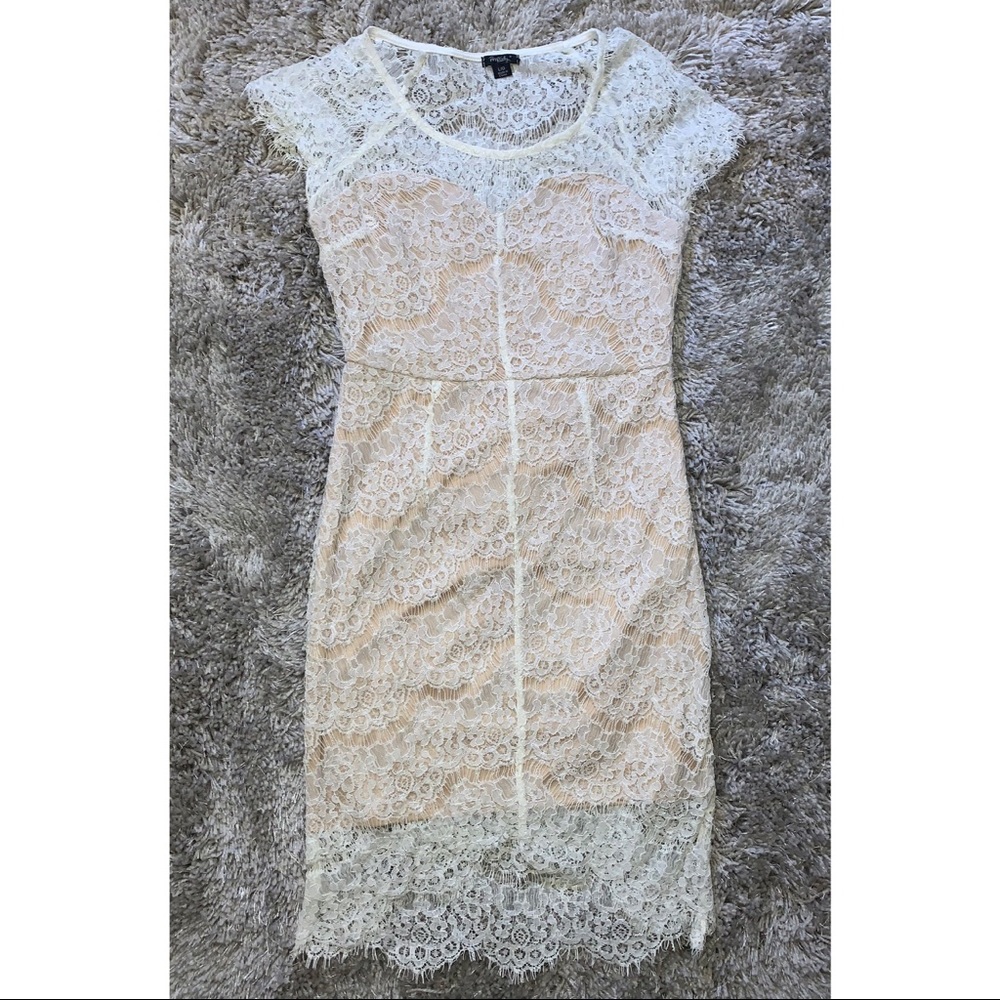 Fitted Laced Dress Size L